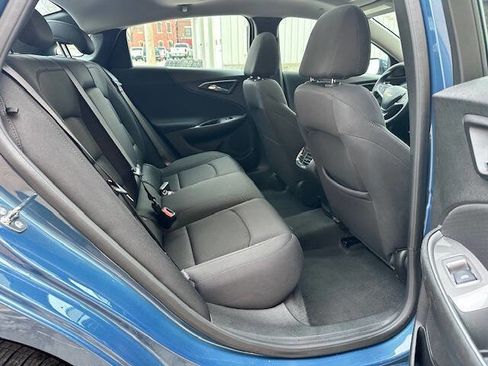 Used 2024 Chevrolet Malibu LT image 17