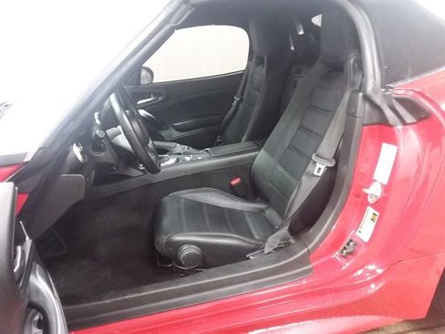 Used 2018 FIAT 124 Spider Lusso RWD image 10