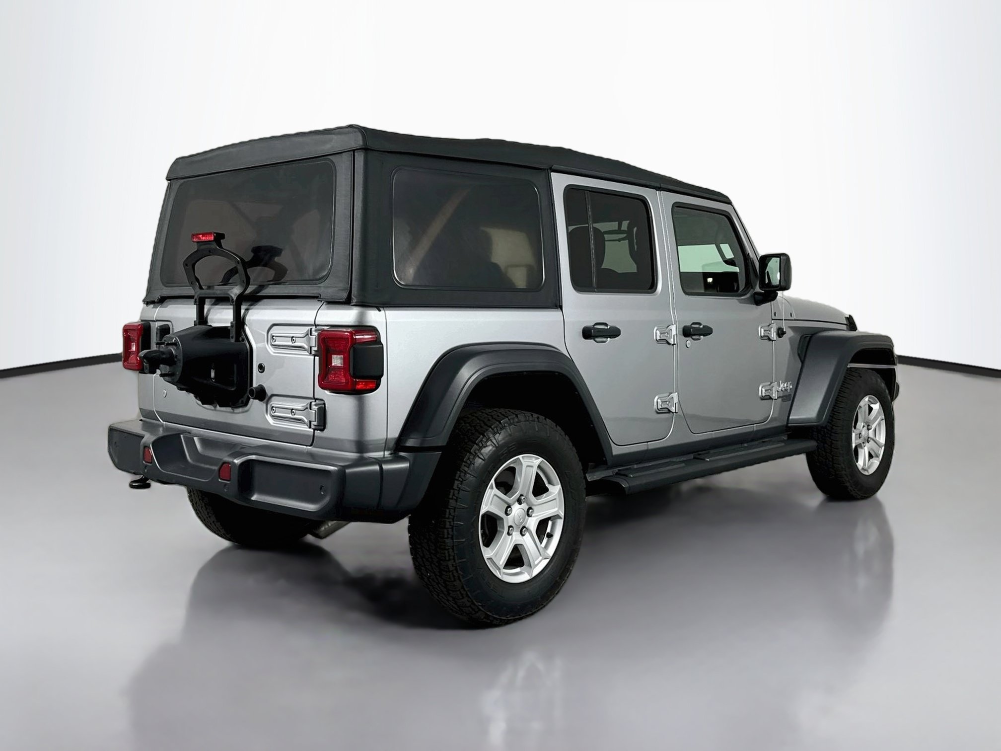Used 2018 Jeep Wrangler Unlimited Sport S AWD/4WD image 7