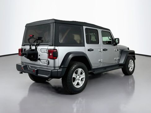 Used 2018 Jeep Wrangler Unlimited Sport S AWD/4WD image 7