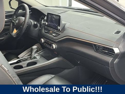 Used 2019 Nissan Altima 2.5 SR w/ SR Premium Package FWD image 25