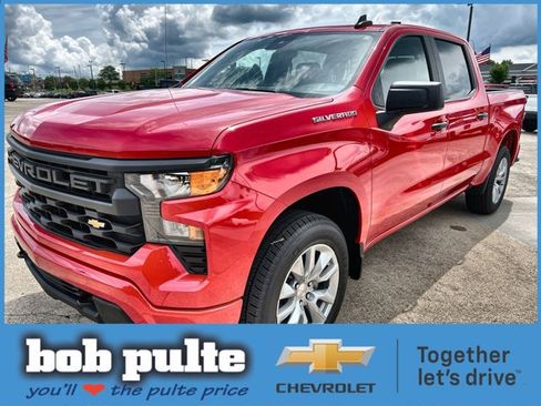 Used 2022 Chevrolet Silverado 1500 Custom AWD/4WD image 1