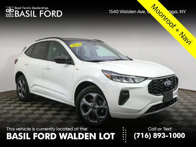 Used 2024 Ford Escape ST-Line w/ Tech Pack #1 AWD/4WD image 1