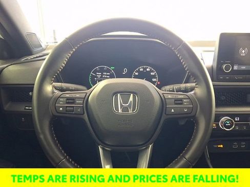 Used 2025 Honda CR-V Sport image 25