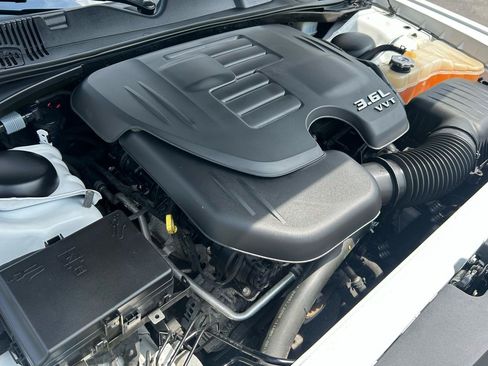 Used 2019 Dodge Challenger GT w/ Blacktop Package AWD/4WD image 13