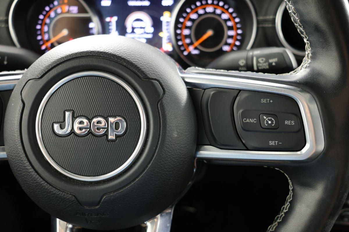 Used 2021 Jeep Gladiator Overland AWD/4WD image 28