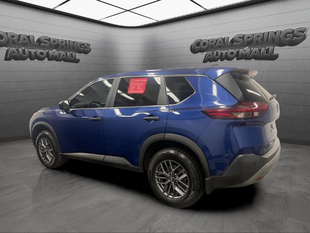 Used 2023 Nissan Rogue S AWD/4WD image 5
