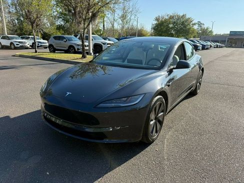 Used 2025 Tesla Model 3 Long Range RWD image 1