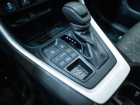 Certified 2024 Toyota RAV4 XLE image 29