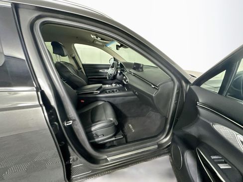 Used 2025 Genesis GV70 2.5T AWD/4WD image 31