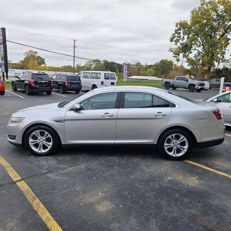 Used 2015 Ford Taurus SEL w/ Equipment Group 201A FWD image 7