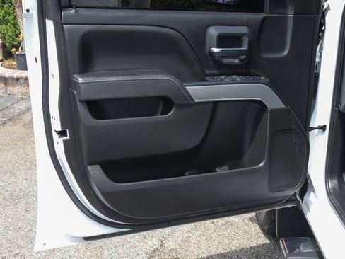 Used 2018 Chevrolet Silverado 1500 LT w/ All Star Edition AWD/4WD image 17