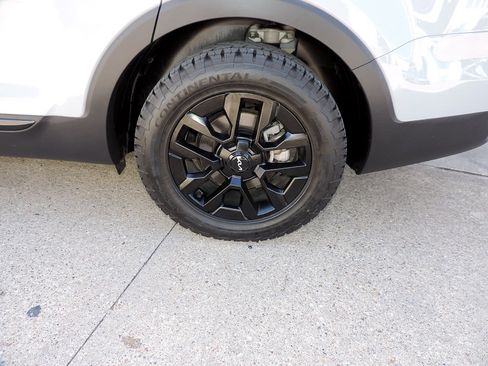 Used 2024 Kia Telluride SX Prestige X-Pro AWD/4WD image 9