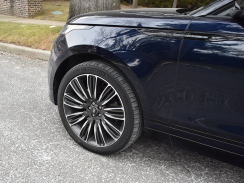 Used 2023 Land Rover Range Rover Velar R-Dynamic S image 15