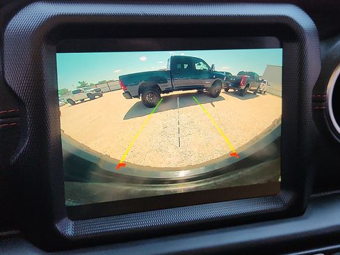 Used 2020 Jeep Wrangler Unlimited Rubicon w/ Quick Order Package 28Y Recon AWD/4WD image 14