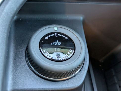 New 2025 Ford Expedition Platinum w/ Stealth Performance Package image 29