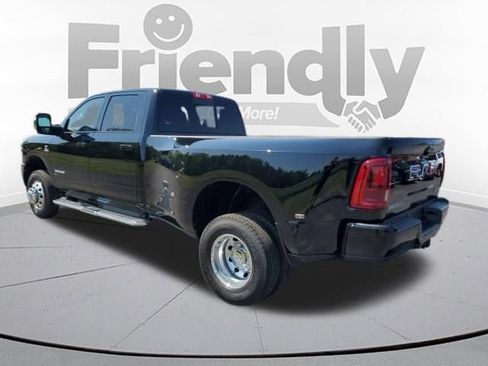 Used 2026 RAM 3500 Laramie AWD/4WD image 3