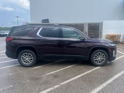 Used 2023 Chevrolet Traverse LT AWD/4WD image 7