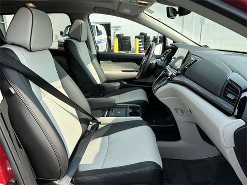 Certified 2025 Honda Odyssey Elite image 7