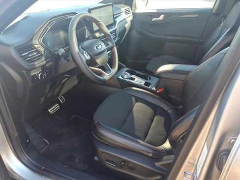 Certified 2023 Ford Escape ST-Line w/ Tech Pack #1 image 15