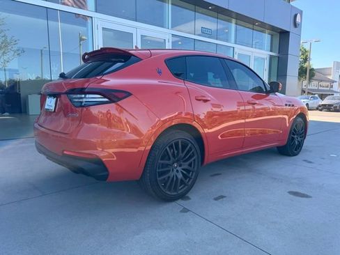 Used 2023 Maserati Levante Modena image 4