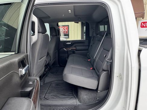 Used 2020 GMC Sierra 2500 SLE image 27