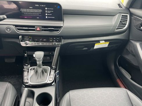 New 2026 Kia Seltos EX FWD image 13