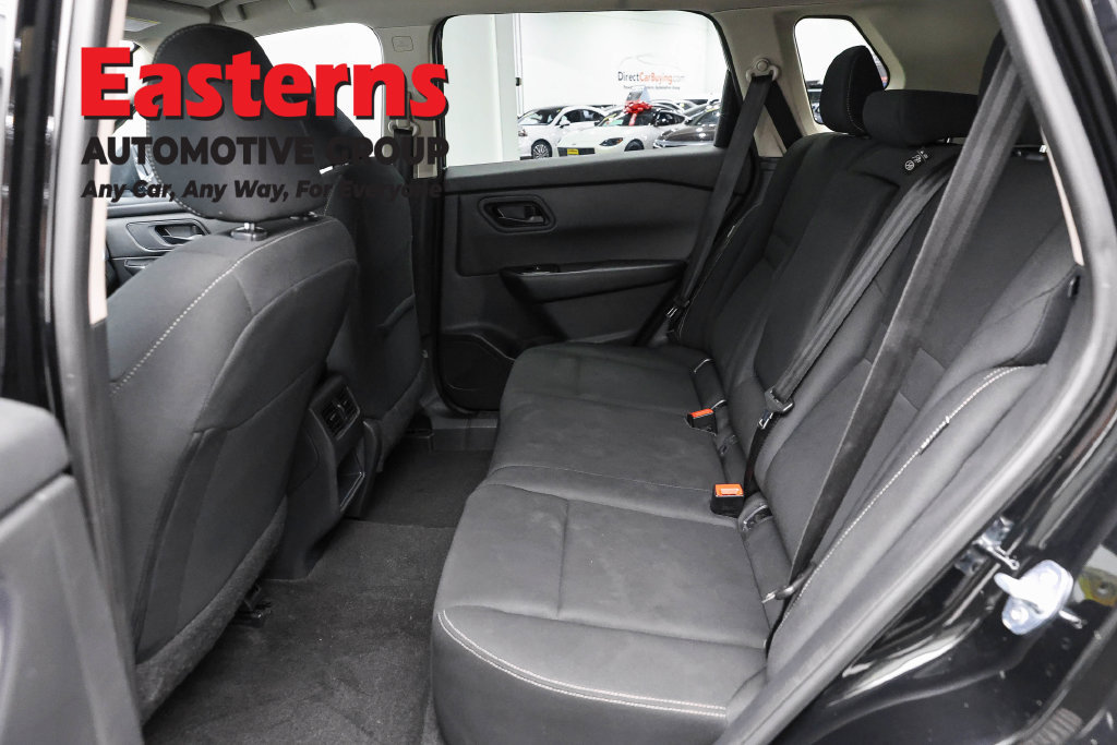 Used 2024 Nissan Rogue S AWD/4WD image 23