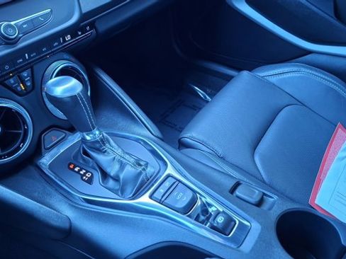 Used 2019 Chevrolet Camaro LT w/ RS Package image 15