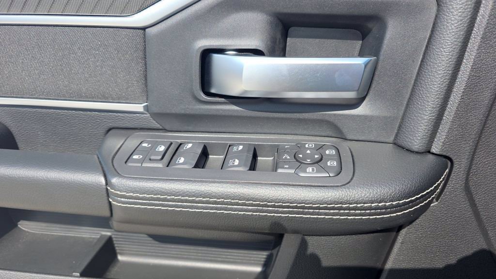 New 2026 RAM 3500 Big Horn AWD/4WD image 23