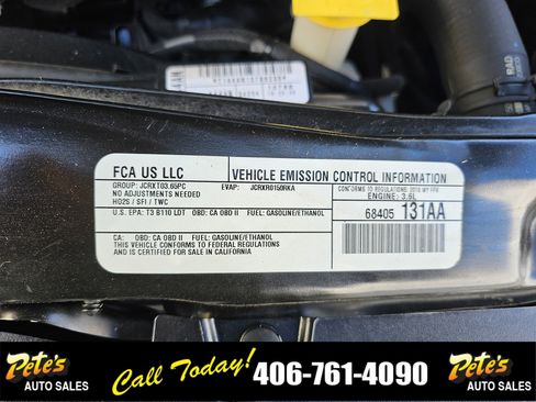 Used 2018 Dodge Grand Caravan SE w/ UConnect Hands-Free Group image 24