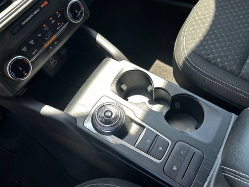 Used 2025 Ford Escape Active FWD image 18