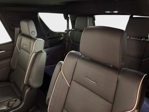 Used 2026 Cadillac Escalade Sport w/ Touring Package AWD/4WD image 33