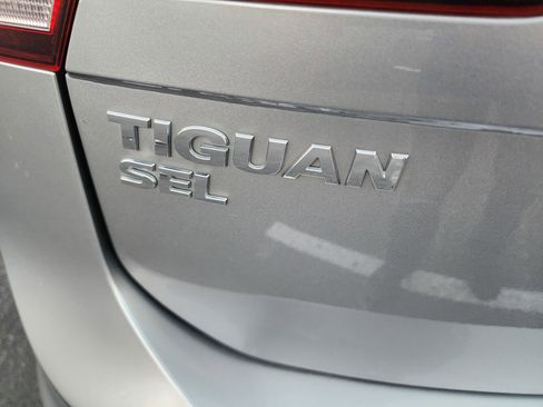 Used 2019 Volkswagen Tiguan SEL image 9