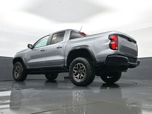 Used 2024 Chevrolet Colorado ZR2 image 23