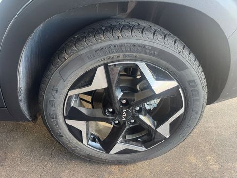 Used 2025 Kia Seltos S image 29