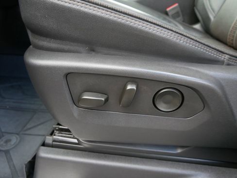 Used 2025 Chevrolet Silverado 1500 High Country w/ High Country Premium Package AWD/4WD image 21