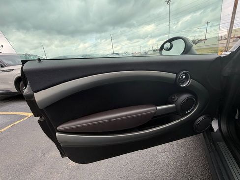 Used 2014 MINI Cooper S image 15