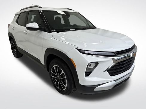 New 2026 Chevrolet TrailBlazer LT image 3