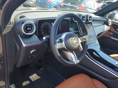 Used 2023 Mercedes-Benz GLC 300 4MATIC image 20