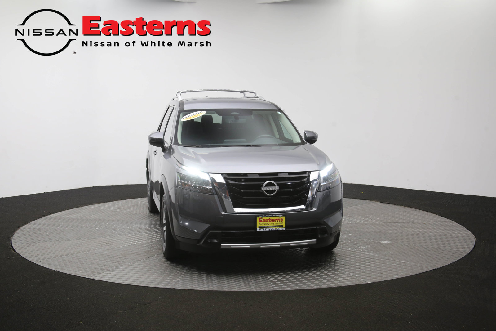 Used 2024 Nissan Pathfinder SL AWD/4WD image 54