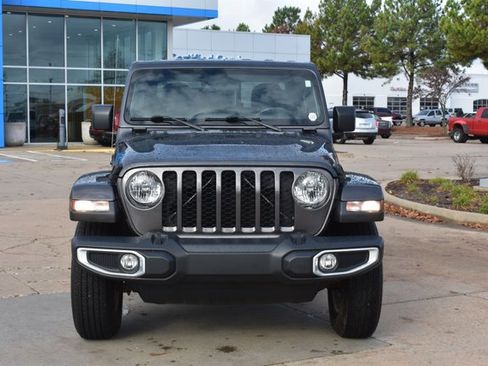 Used 2021 Jeep Gladiator Sport image 2