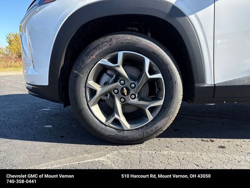 New 2026 Chevrolet Trax LT image 28