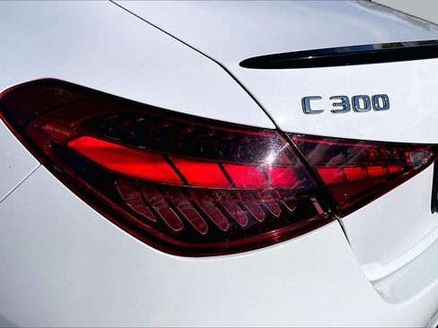 Used 2022 Mercedes-Benz C 300 Sedan image 27