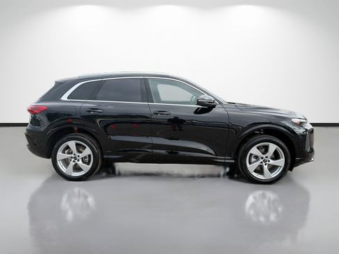 New 2025 Audi Q5 Premium Plus image 2