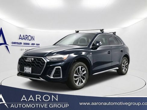 Used 2024 Audi Q5 2.0T Premium w/ Convenience Package AWD/4WD image 1