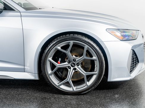 Used 2025 Audi RS 6 performance image 6