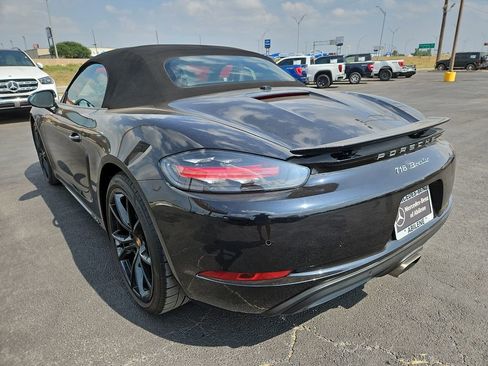 Used 2023 Porsche 718 Boxster RWD image 5