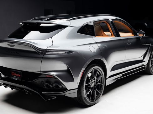 Used 2023 Aston Martin DBX 707 image 33