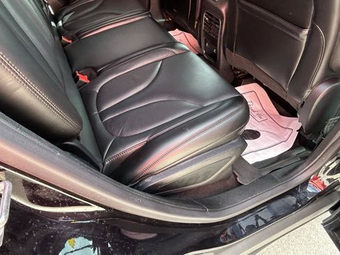 Used 2019 Lincoln MKC Select w/ Select Plus Package AWD/4WD image 11